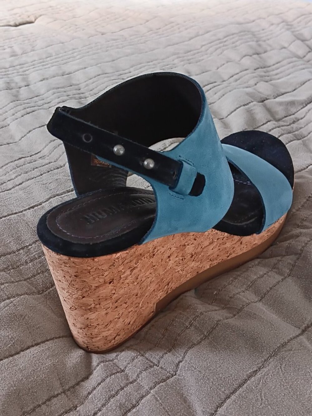 Humanoid Sandals - Picture 5 of 6